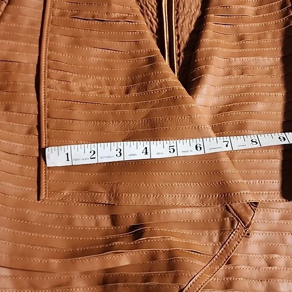 Marciano Los Angeles Asymmetrical jacket with a one-button closure. - Picture 12 of 16